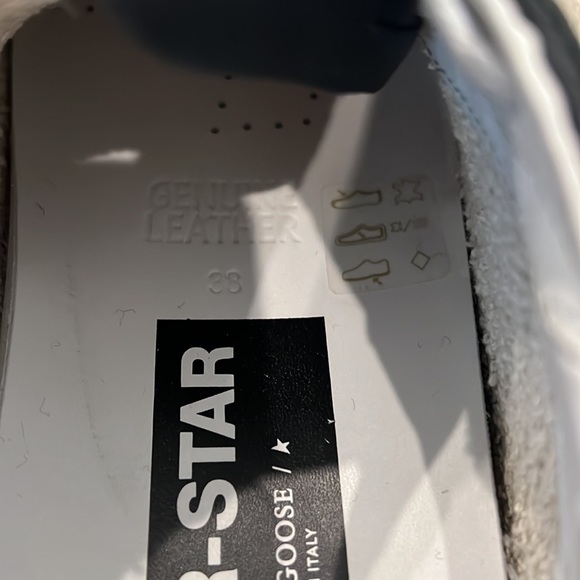 Golden Goose Superstar Low Top Sneaker - Picture 7 of 7